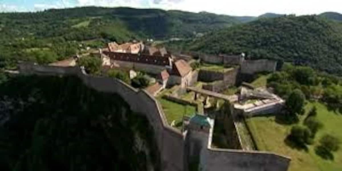 Gite 3 Etoiles "Entre Sources Et Riviere" Besancon Vaire-le-Grand Exterior photo